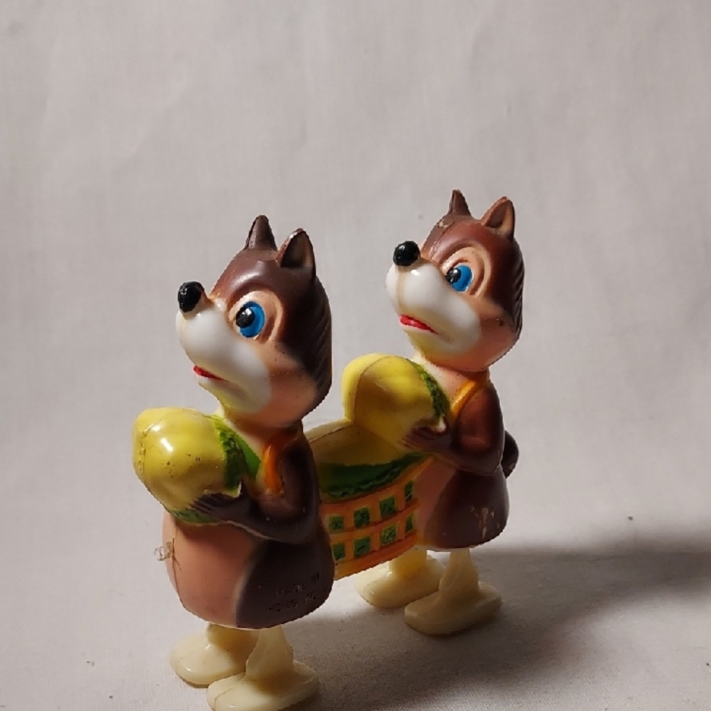 Vintage Chipmunks/Squirrels Walking Pull Toy Figurines Carrying Acorns